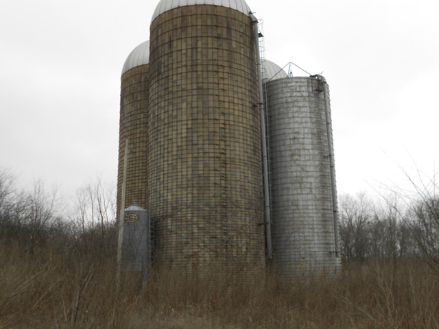 Sileage Silos